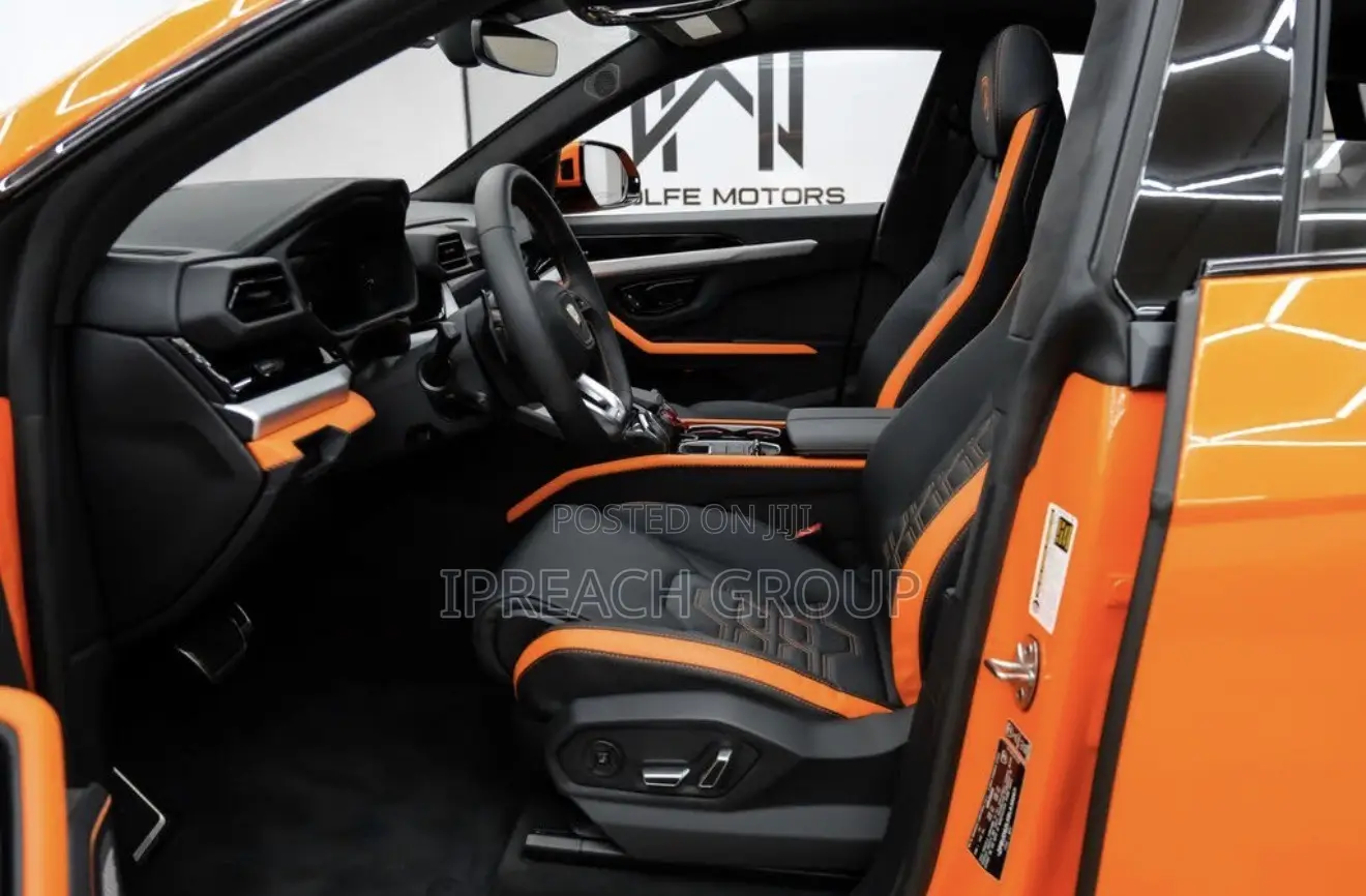 Lamborghini Urus 2025 Black