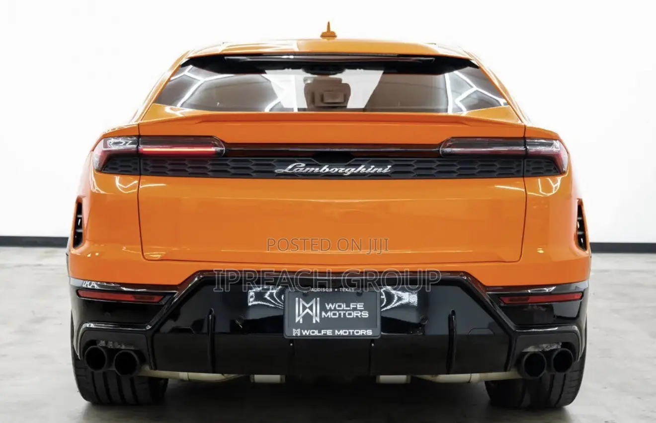 Lamborghini Urus 2025 Black