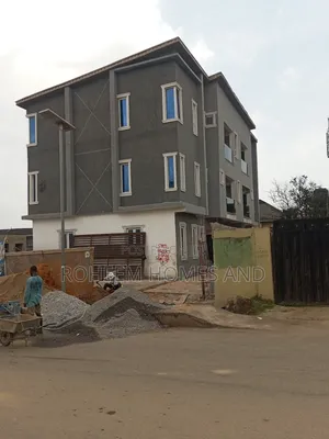 2bdrm Block of Flats in Secured Area, Aguda / Ogba for sale