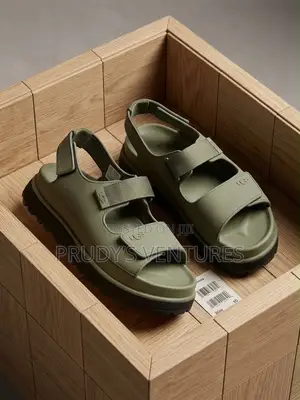 UGG Men’s Original Leather Shoe Sandals