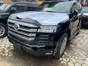 Toyota Land Cruiser 2022 Black