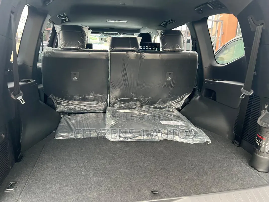 Toyota Land Cruiser 2022 Black