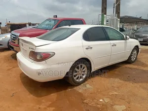 Lexus ES 330 Sedan 2004 White