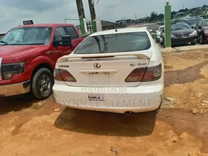 Lexus ES 330 Sedan 2004 White