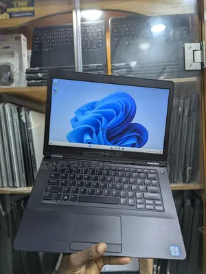 Laptop Dell Latitude 14 E5470 8GB Intel Core i7 SSD 256GB