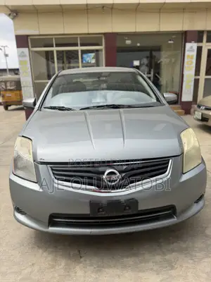 Nissan Sentra 2.0 2010 Gray