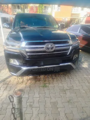 Toyota Land Cruiser 2010 Black