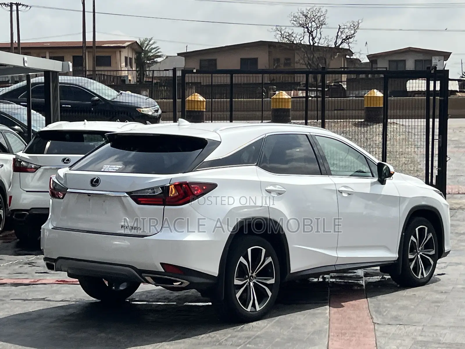 Lexus RX 350L 2WD 2021 White
