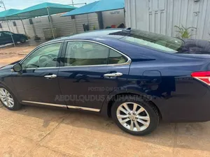 Lexus ES 2012 Blue