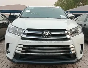 Toyota Highlander XLE V6 4x4 (3.5L 6cyl 6A) 2016 Off white