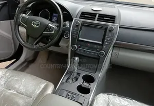 Toyota Camry XLE V6 4dr Sedan (3.6L 6cyl 6A) 2016 Black