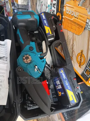 Cordless Chainsaw – Portable Wood Cutting Machine