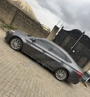Toyota Avalon XLE 4dr Sedan (3.5L 6cyl 6A) 2014 Gray