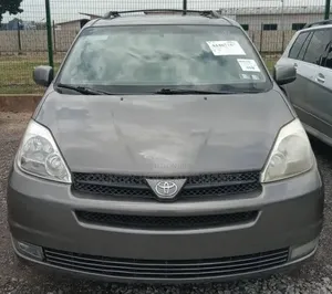 Toyota Sienna XLE Limited 2005 Gray