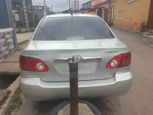 Toyota Corolla 2004 Silver