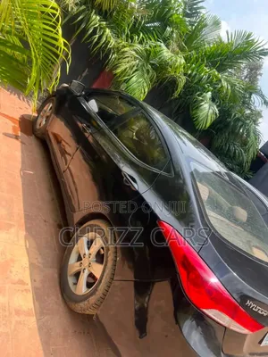 Hyundai Elantra GLS 2012 Black