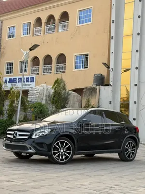 Mercedes-Benz GLA 250 2016 Black