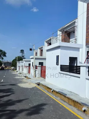 4bdrm Duplex in Ikolaba Gra, Bodija for sale
