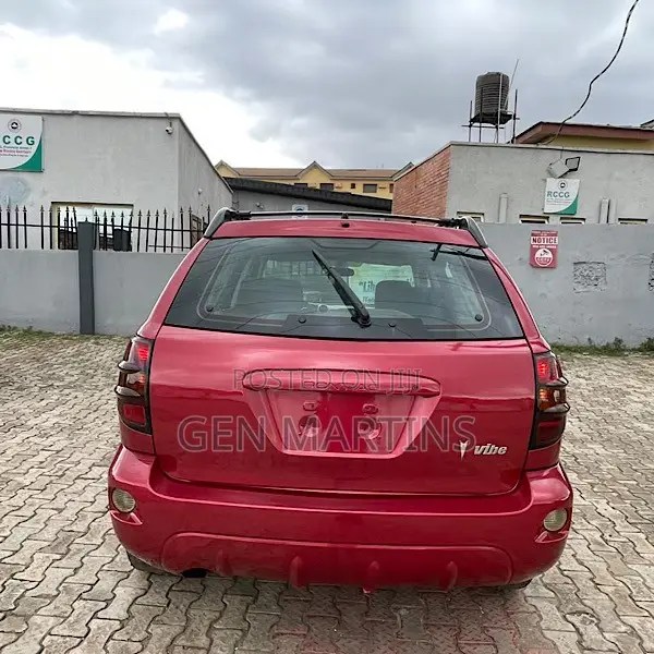 Pontiac Vibe Automatic 2004 Red