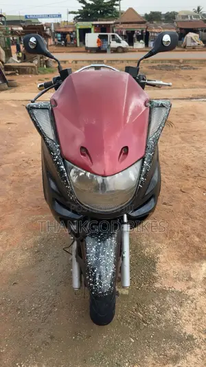 Yamaha Majesty 2024 Black
