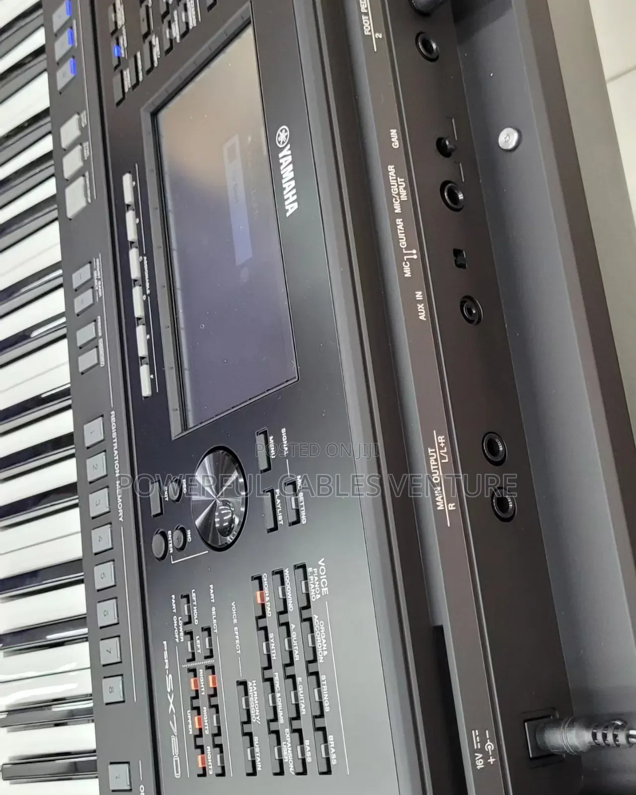 Yamaha PSR-SX720