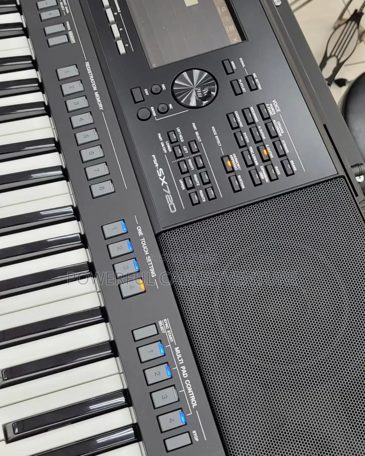 Yamaha PSR-SX720