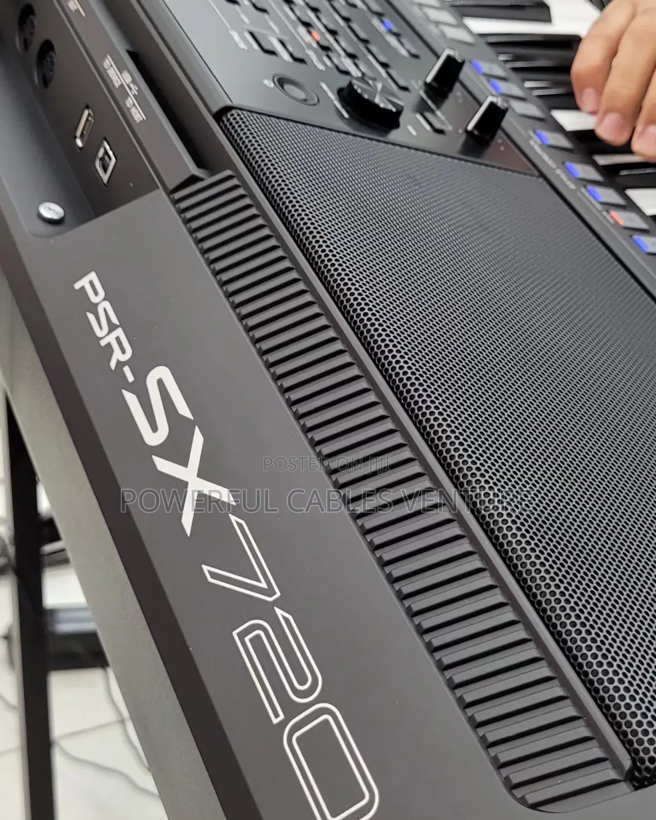 Yamaha PSR-SX720