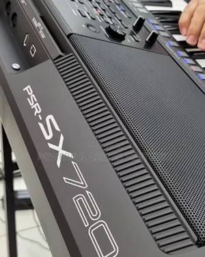 Yamaha PSR-SX720
