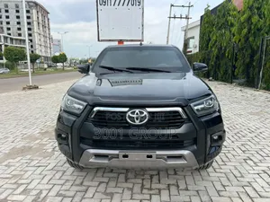 Toyota Hilux 2023 Black