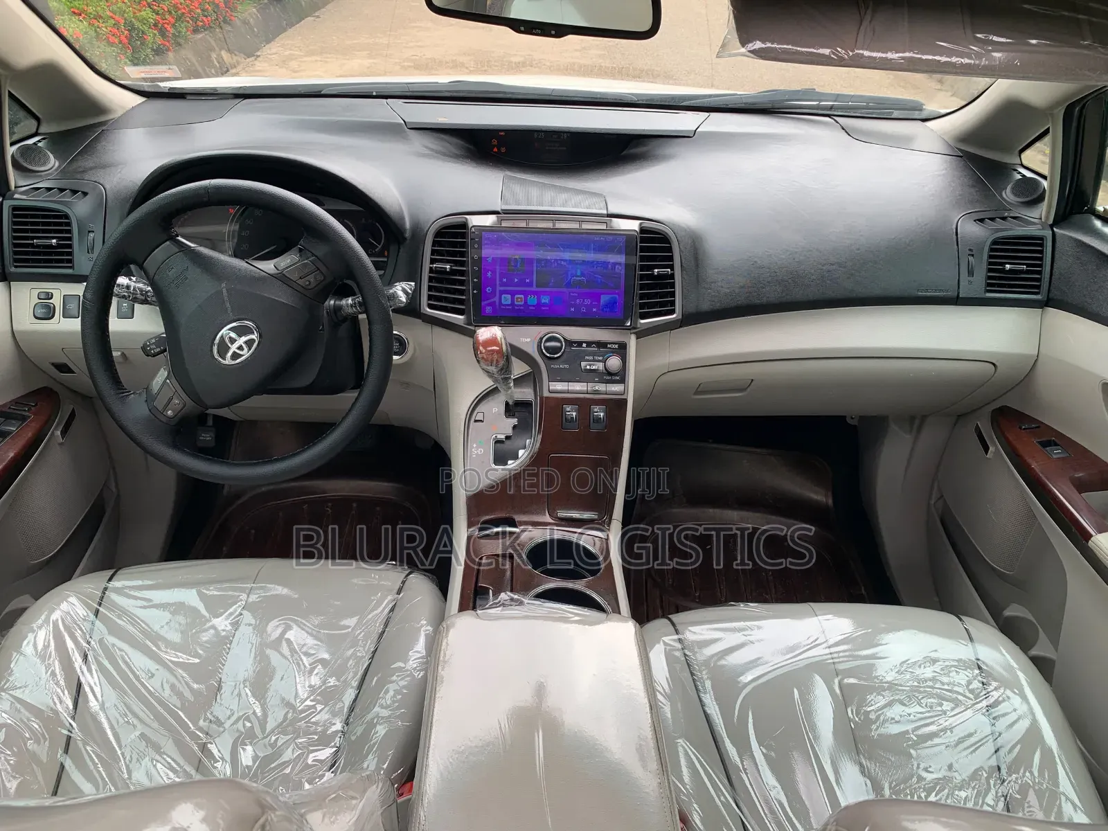 Toyota Venza XLE 2010 White