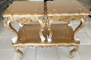 Exquisite Royal Centre Table