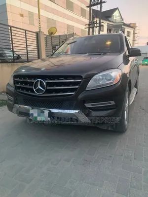 Mercedes-Benz M Class ML350 4MATIC 4dr SUV AWD (3.5L 6cyl 7A) 2014