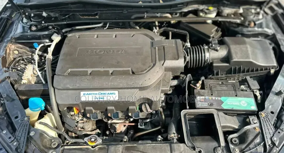 Honda Accord EX-L V6 4dr Sedan FWD (3.5L 6cyl 6A) 2017 Matt Black