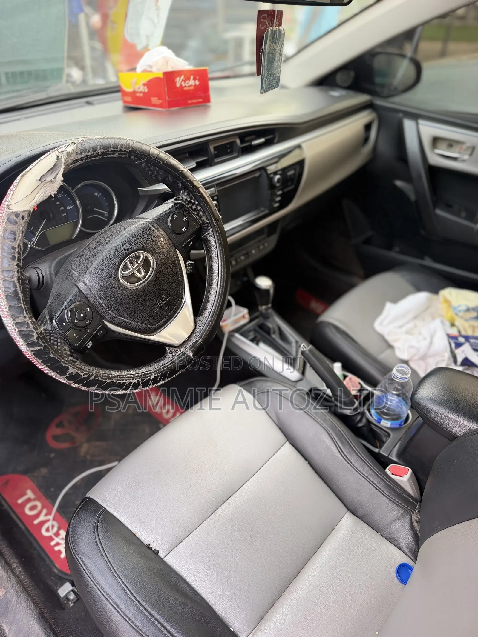 Toyota Corolla 2016 Red