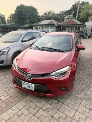 Toyota Corolla 2016 Red