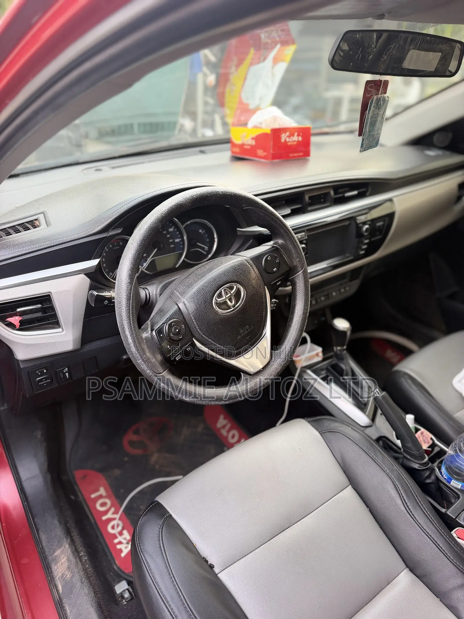 Toyota Corolla 2016 Red