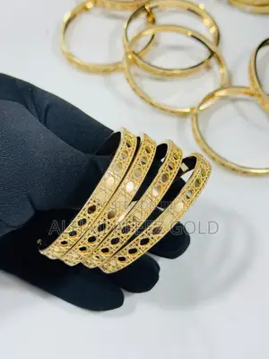 Pure Gold Is 18karat Italy Gold