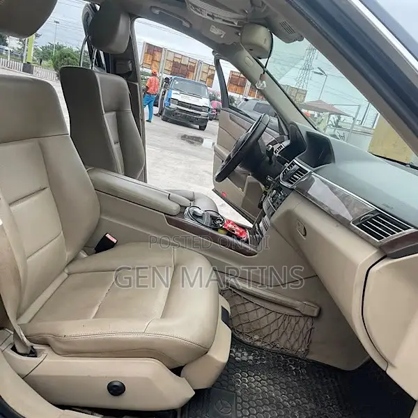 Mercedes-Benz E350 2010