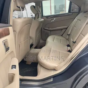 Mercedes-Benz E350 2010
