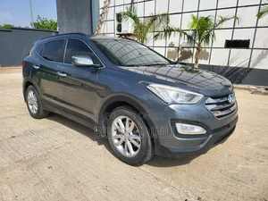 Hyundai Santa Fe 2014 Gray