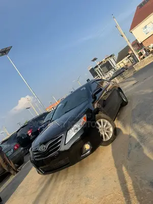 Toyota Camry XLE V6 4dr Sedan (3.5L 6cyl 6A) 2011 Black