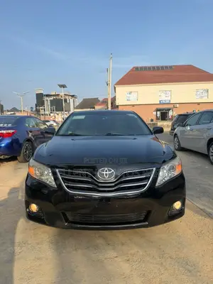 Toyota Camry XLE V6 4dr Sedan (3.5L 6cyl 6A) 2011 Black
