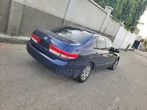Honda Accord 2004 Blue