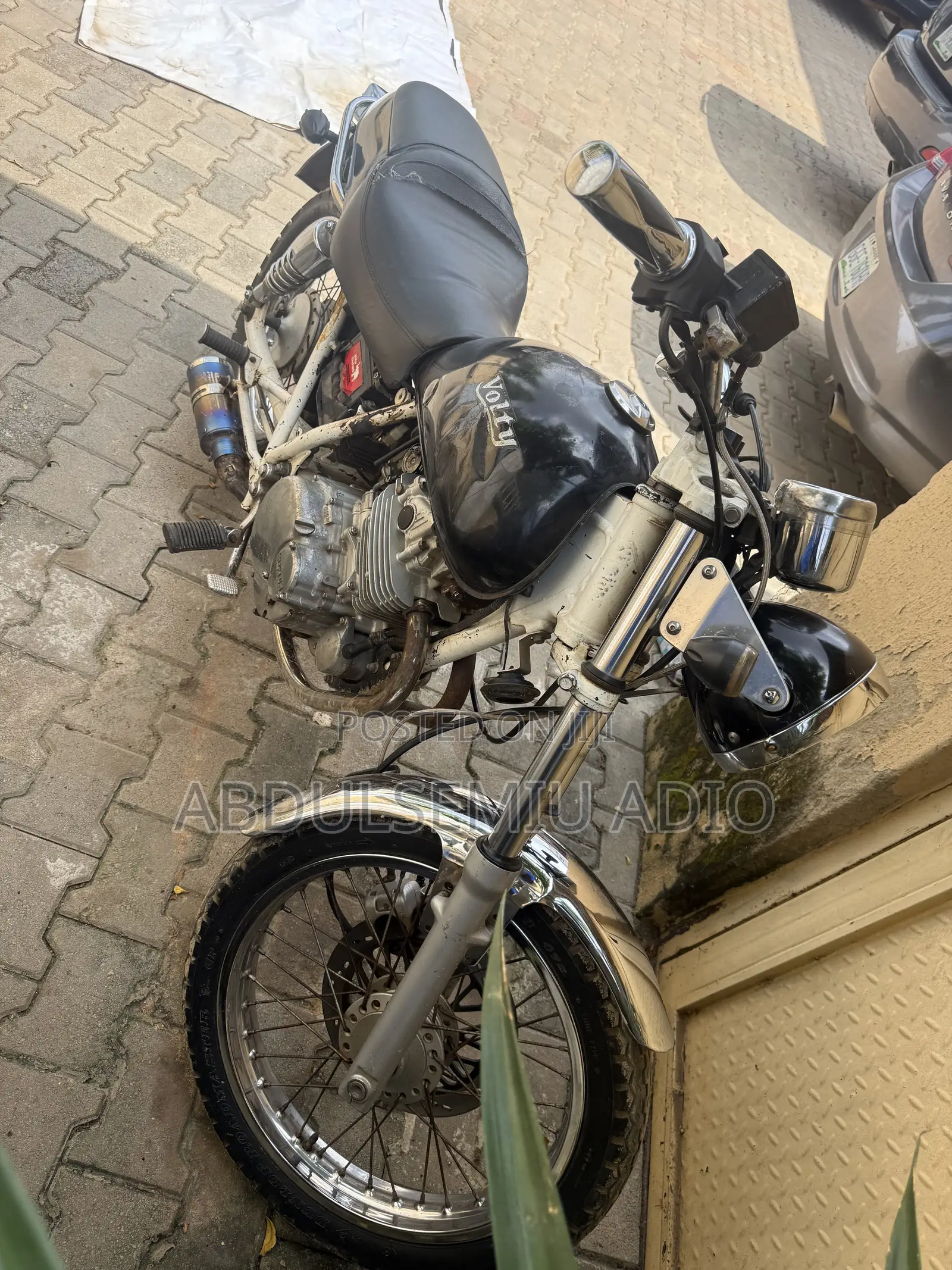 Suzuki 1999 Black