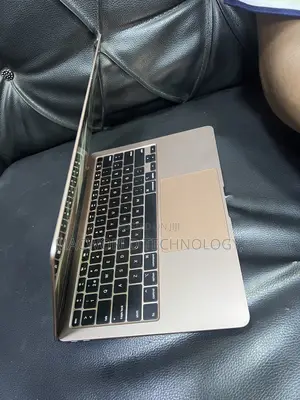 Laptop Apple MacBook Air 2020 8GB Intel Core i5 SSD 256GB