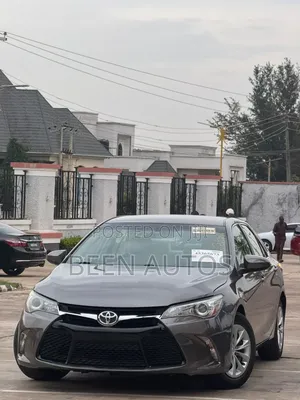 Toyota Camry LE 4dr Sedan (2.5L 4cyl 6A) 2017 Gray