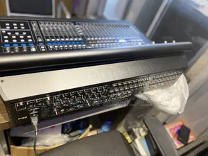Midas M32 Live Digital 40-Input Console
