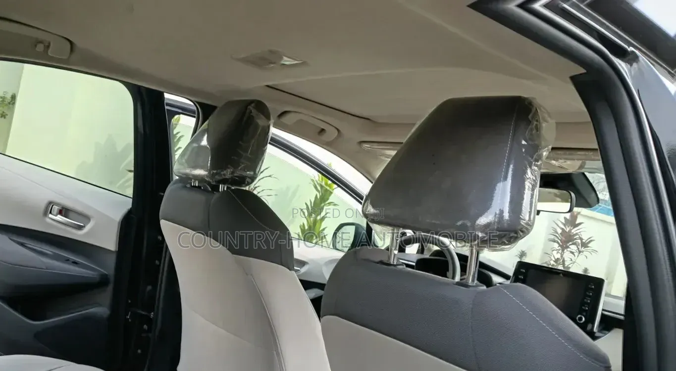 Toyota Corolla XLE 2020 Black