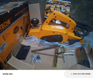 Hotteche Planer P800807