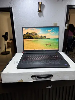 Laptop Alienware M18 R2 32GB Intel Core i9 SSD 1T